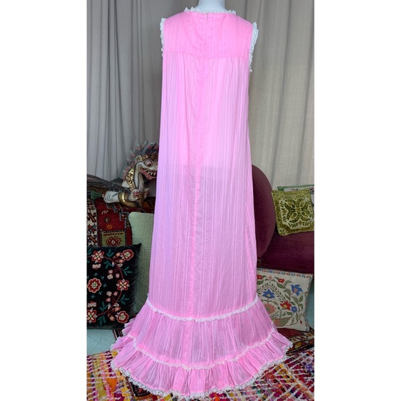 1974 Pink Prom Dress - Picture 5 of 11